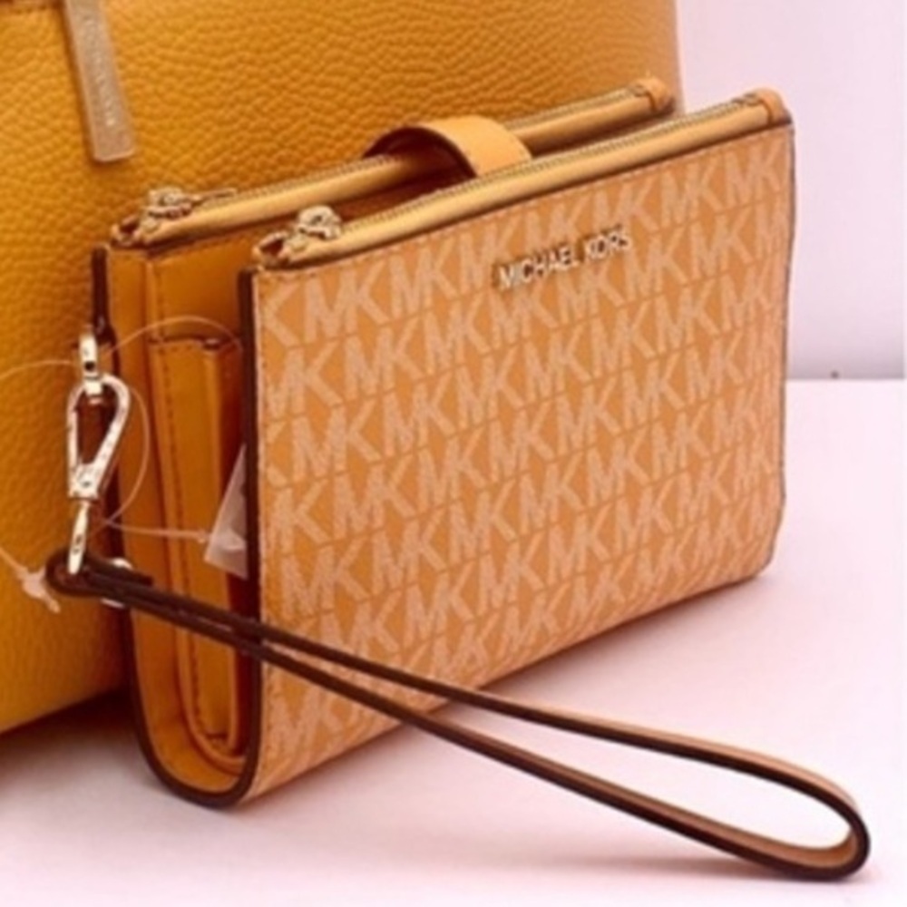 Michael Kors Double Zip Wallet Wristlet Honeycomb